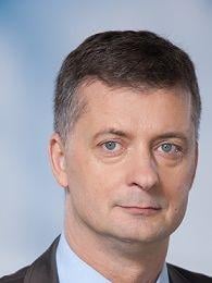 Kubatov Gábor